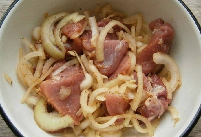 Шашлык в банке в духовке