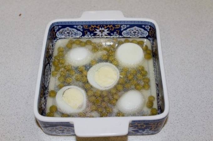 Заливные яйца, рецепт с фото, как приготовить заливное в скорлупе яиц?