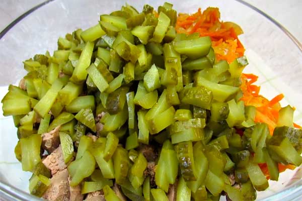 Салат обжорка классический