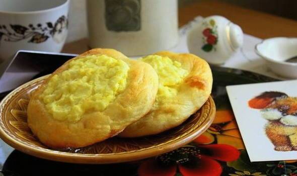 Запеканка из сырного фондю с хлебом, пюре и фаршем: очень вкусный и сытный рецепт