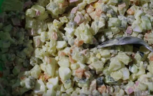Зимний салат рецепт классический пошаговый рецепт с фото