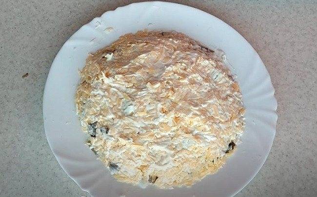 Салат из пекинской капусты