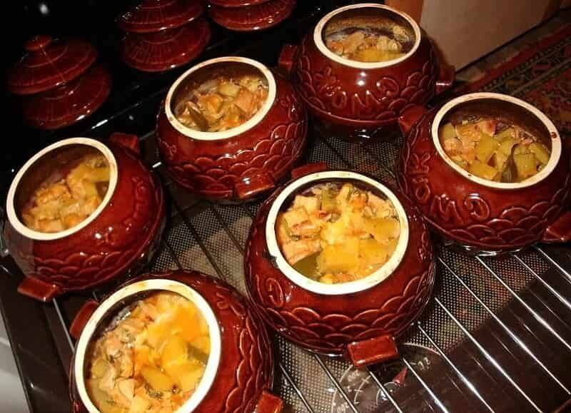 Правила приготовления блюд в горшочках — вкусные рецепты с фото