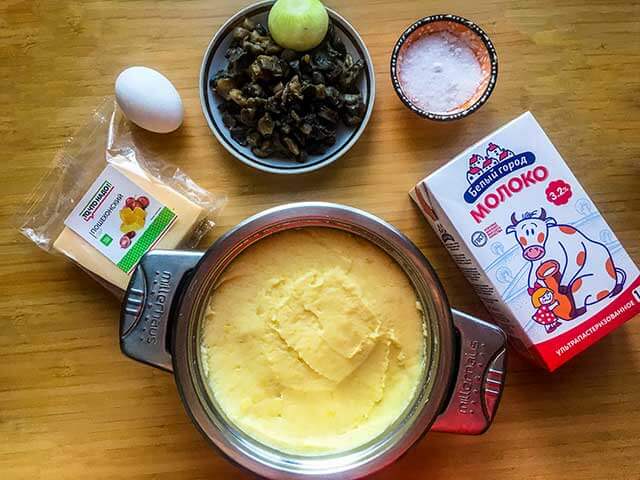 Картофельная запеканка с грибами в духовке