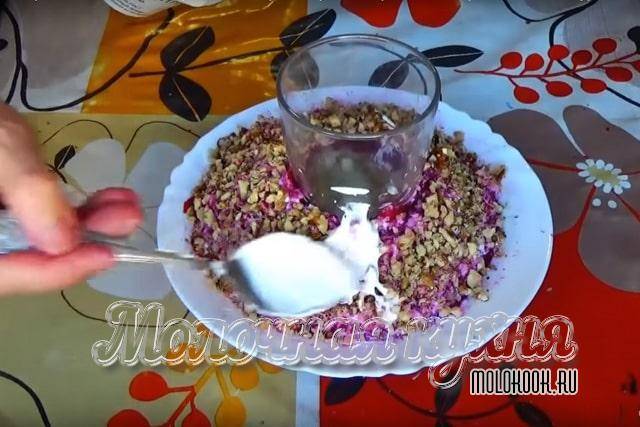 Салат гранатовый браслет