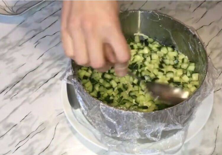 Царский салат с семгой: очень вкусные рецепты