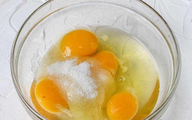Блины на молоке тонкие с дырочками. топ 10 классических рецептов очень вкусных блинов