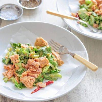 Салат из крабовых палочек с кукурузой классический рецепт с фото пошагово