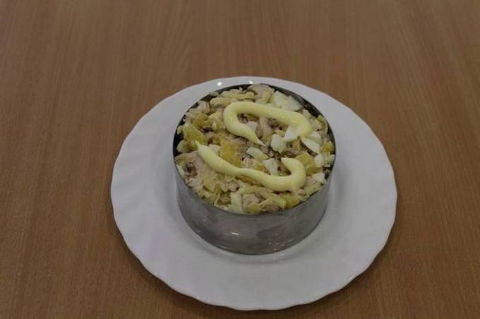 20 простых и вкусных салатов, которые подойдут на все случаи жизни
