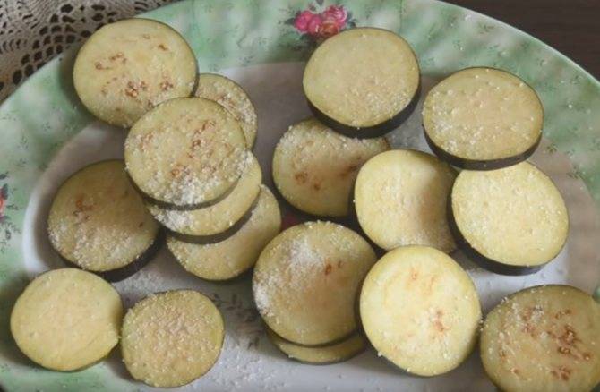 Рулетики из баклажанов с сыром и чесноком