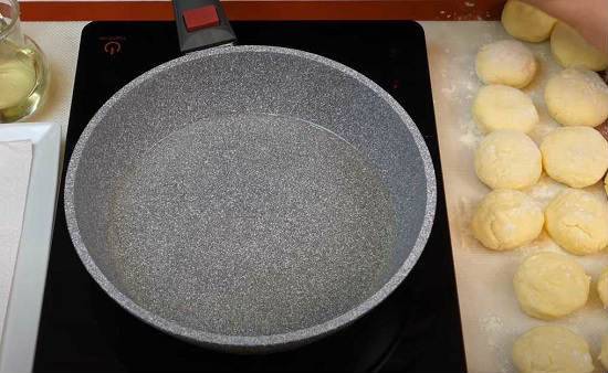 Как приготовить вкусные сырники без муки? рецепт