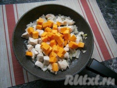 Тыква на сковороде: пошаговые рецепты приготовления с фото, жареная, тушеная, с чесноком, орехами