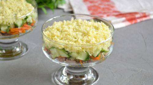 Салат с куриной печенью