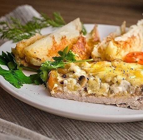 Мясо по-купечески в духовке из свинины. рецепты приготовления с грибами, помидорами, гречкой и сыром