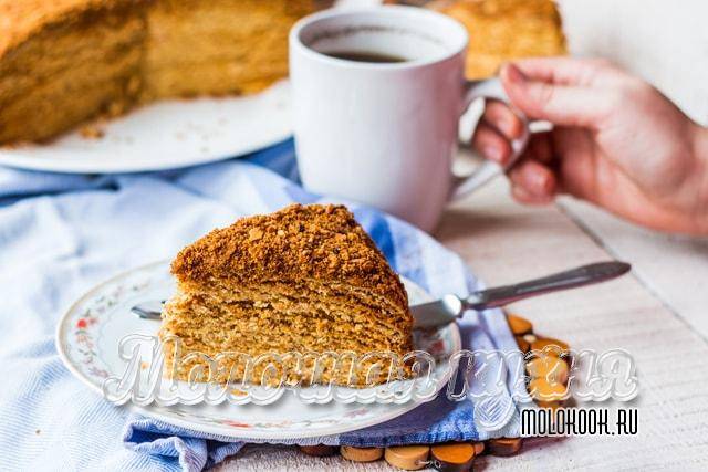Как сделать взбитый мед, что это такое, польза и вред