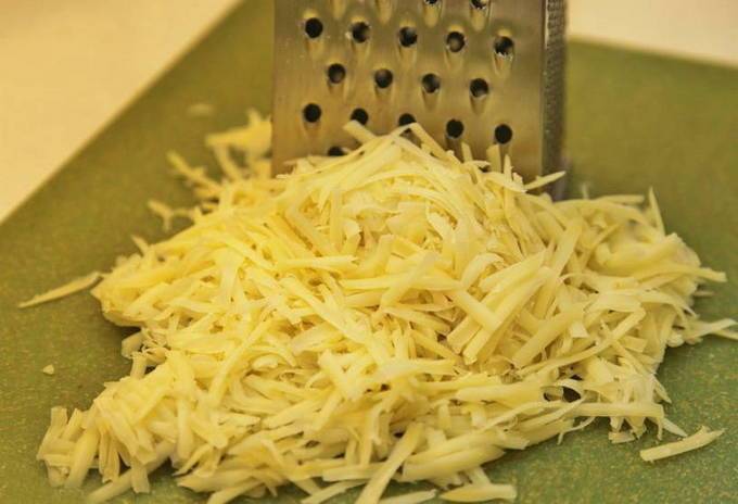 Рыба, тушеная с морковью и луком