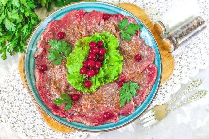 Карпаччо из сырокопченой куриной грудки: рецепт с фото