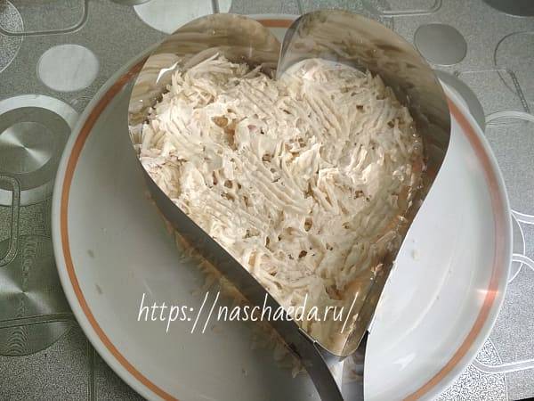 7 самых вкусных салатов из свеклы вареной 2022: простые пошаговые рецепты