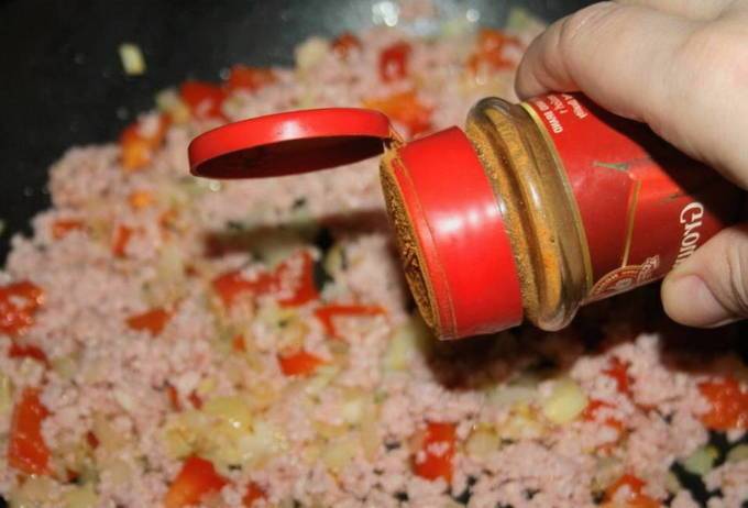 Готовим вкуснейшую мексиканскую кесадилью с курицей