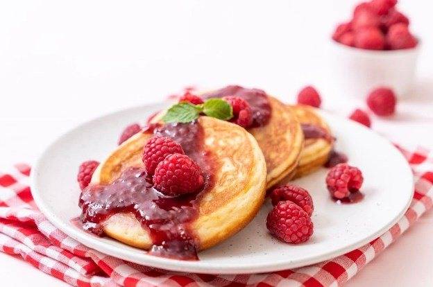 Такие разные и вкусные пироги с замороженной малиной