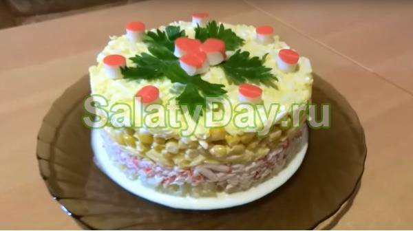 Салат из крабовых палочек с кукурузой классический рецепт с фото пошагово