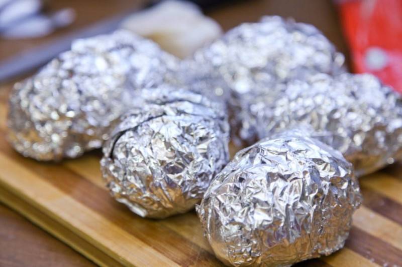 Запеканка из сырного фондю с хлебом, пюре и фаршем: очень вкусный и сытный рецепт