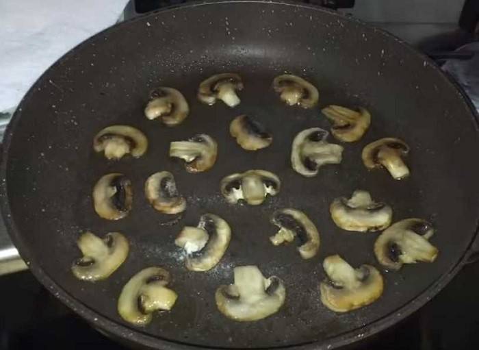 Говяжья печень с картошкой и сыром в духовке