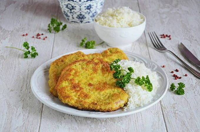 Как приготовить шницель свиной в духовке и на сковороде