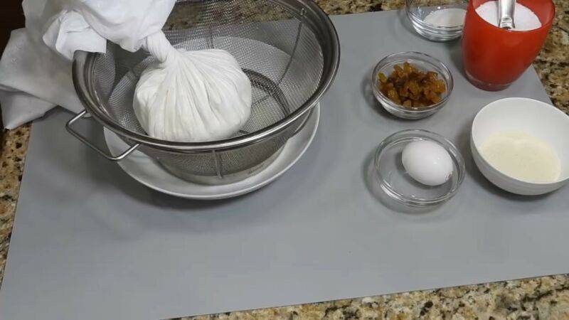 Сырники из творога: 20 пп-рецептов на любой вкус