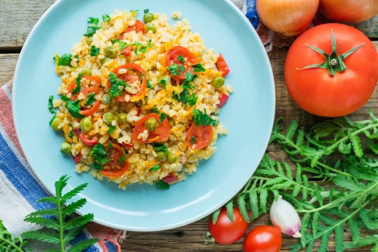 Плов с нутом и рисом / нахотли кавурма палов (узбекская кухня)