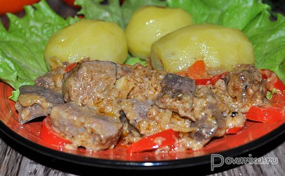 Гуляш из печени говяжьей с подливкой: рецепты