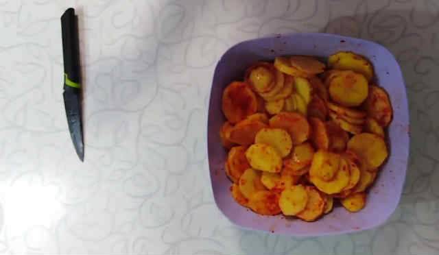 Картошка с курицей в духовке: как сделать сочной и вкусной?