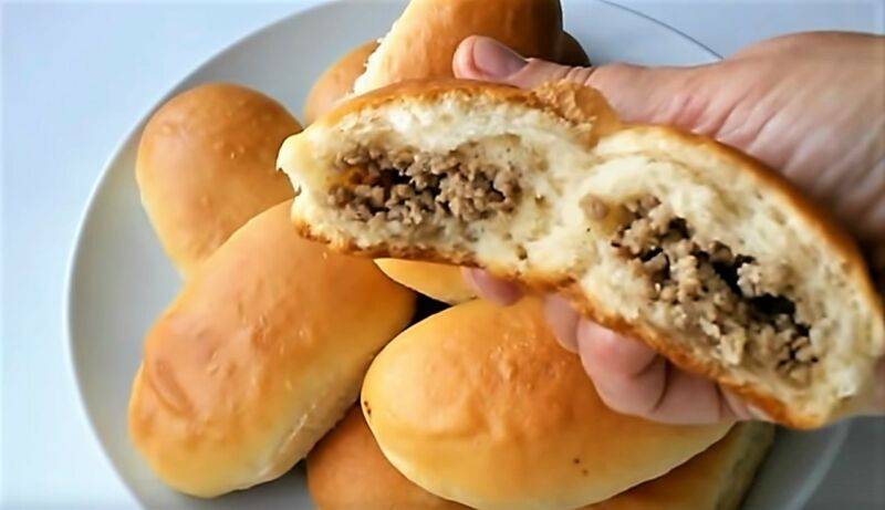 Рецепты выпечки сладких пирожков с яблоками и с ягодами. тесто для пирожков