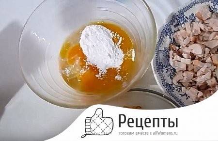 Блинный салат с курицей: 2 вкусных рецепта