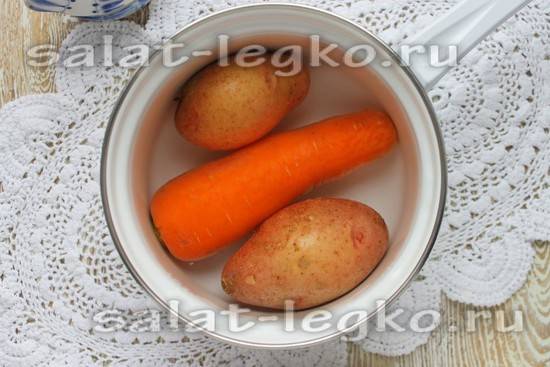 Салат ночь с курицей