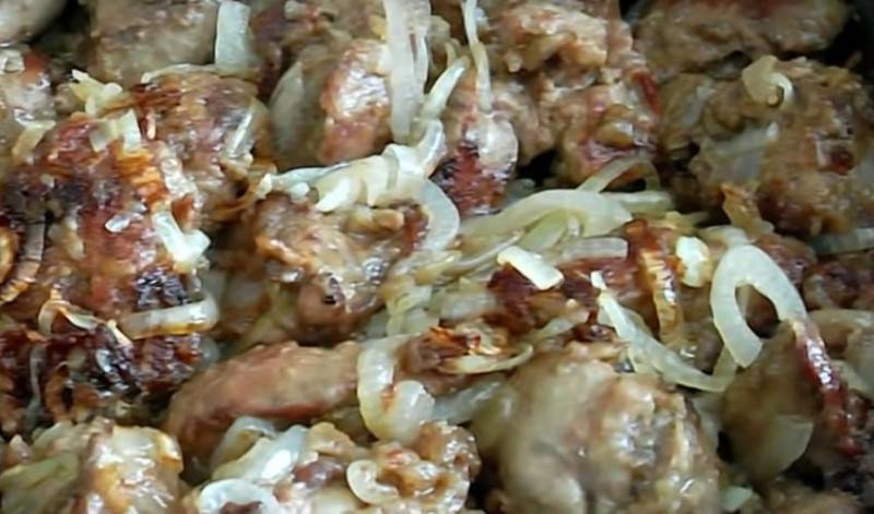 Куриные сердечки с картошкой