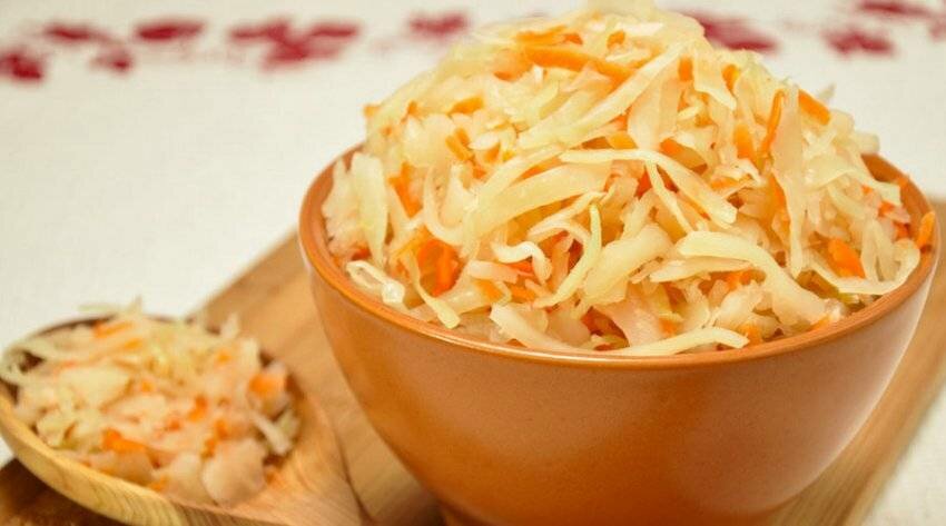 Как приготовить квашеную капусту с медом