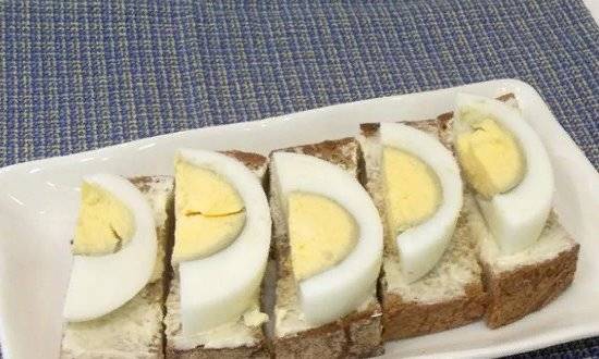 Бутерброды с селедкой