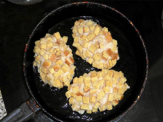 Котлеты куриные с грибами