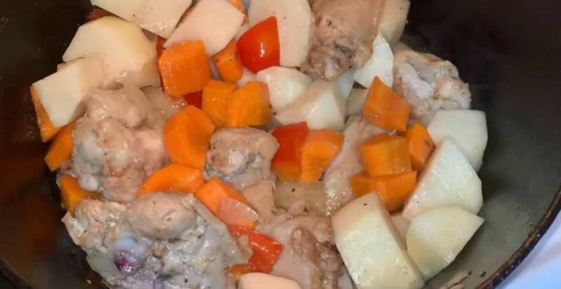 Куриное филе в томатном соусе