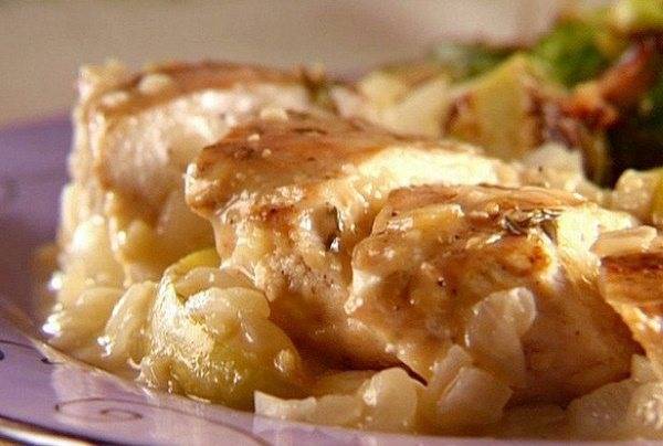 Фрикасе из курицы с шампиньонами по классическому рецепту