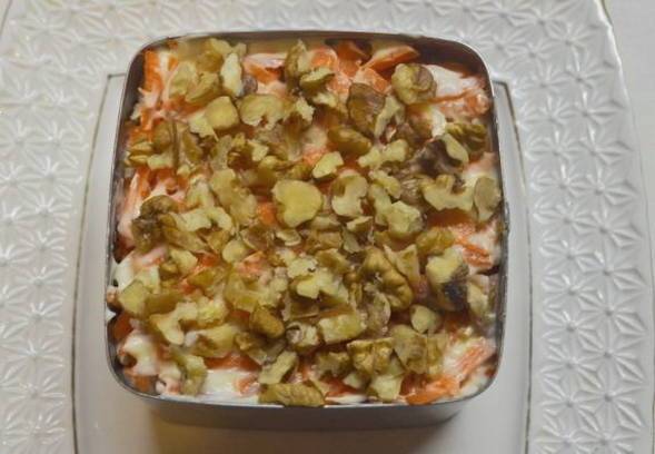 Свекольный салат с черносливом и грецкими орехами, рецепт с фото. вкусный салат с вареной свеклой