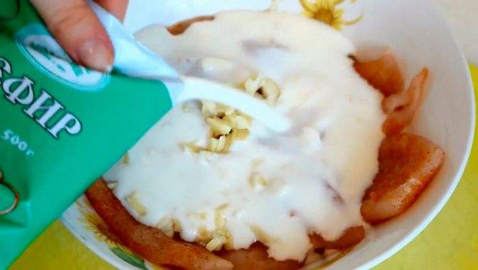 Мясо по-французски из филе куриной грудки: 3 рецепта на выбор