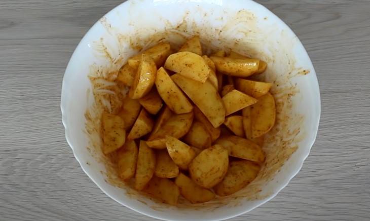 Курица с картошкой в духовке