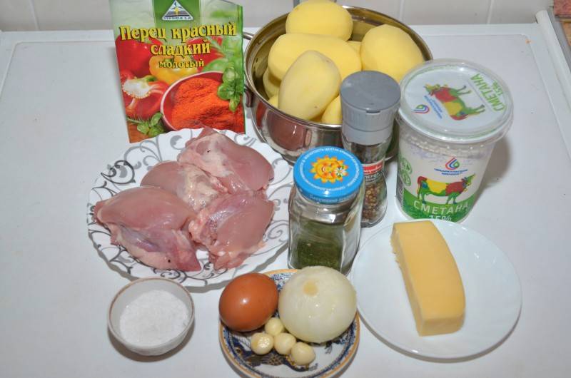 Картошка с овощами в духовке: в фольге, рукаве, горшочках
