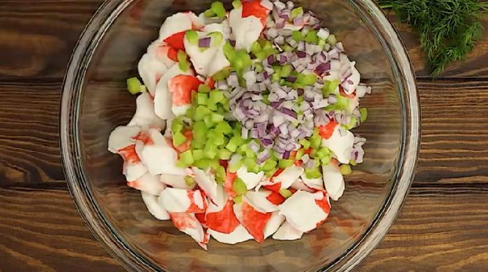 Салат с крабовым мясом