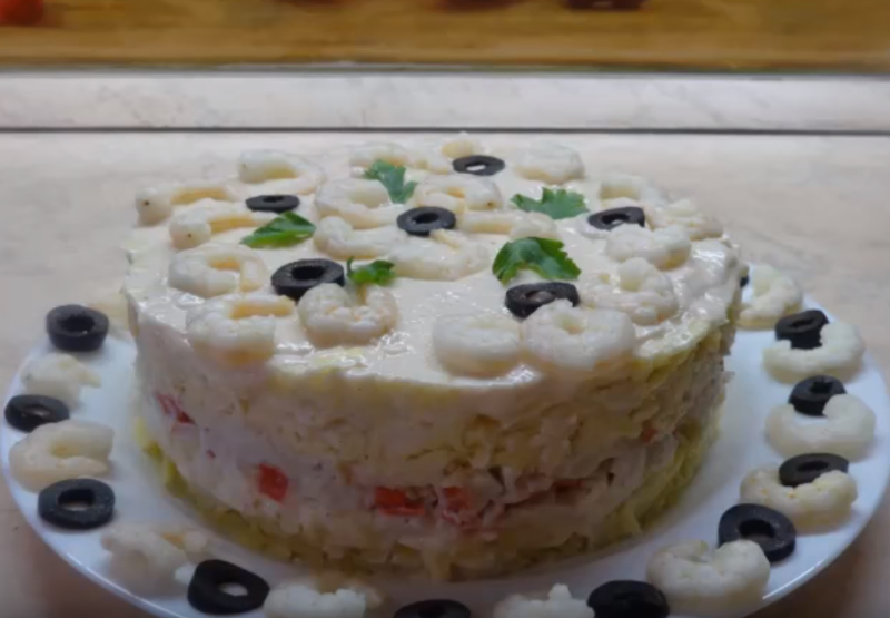 Салаты с морским коктейлем. легкие и быстрые в приготовлении рецепты. 7 вариантов