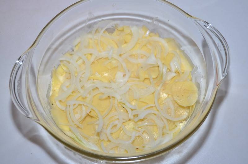 Картошка с овощами в духовке: в фольге, рукаве, горшочках