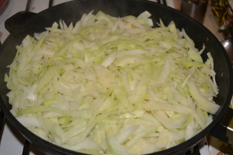 Тушеная капуста с фаршем