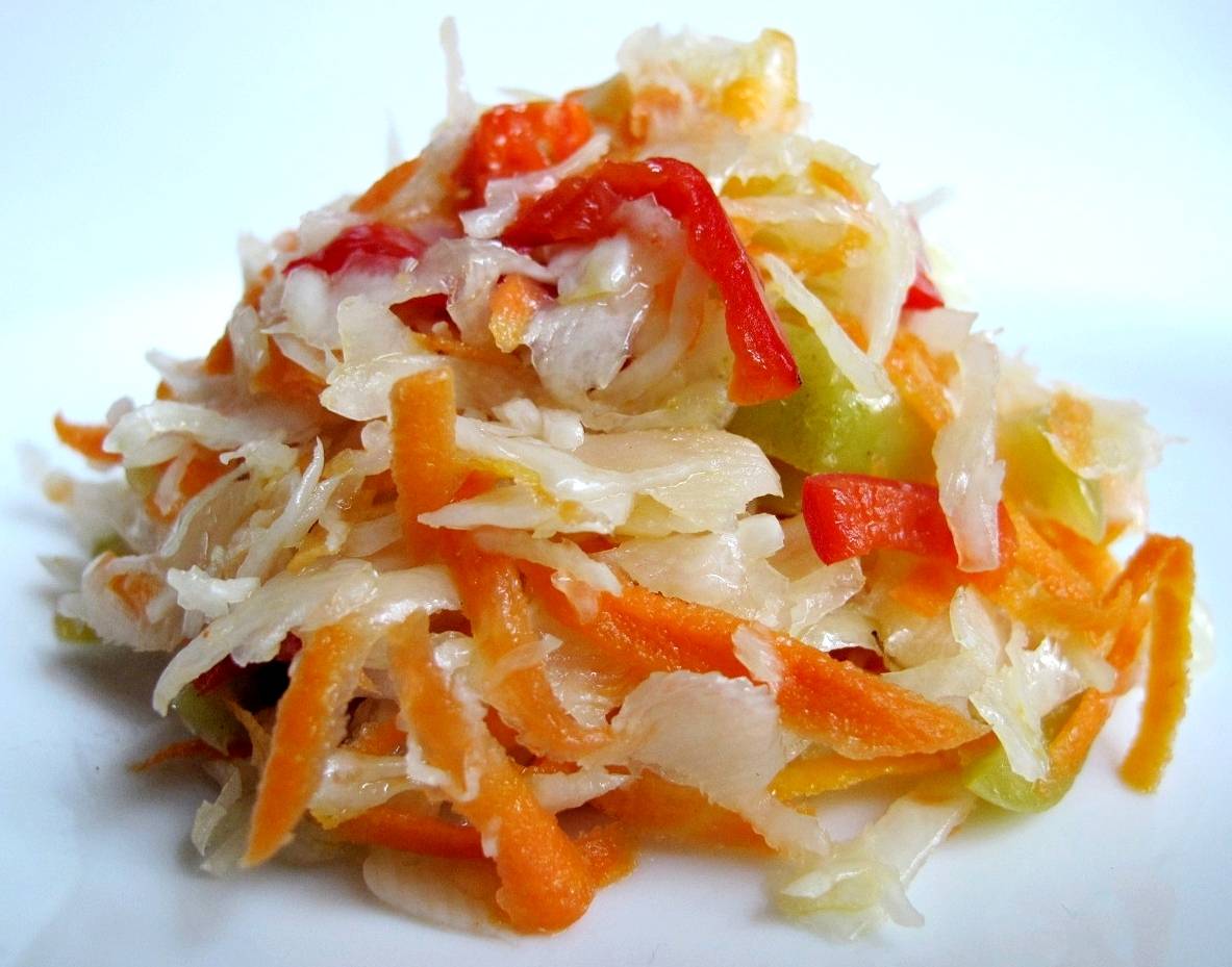 Салаты из свежей капусты — 17 очень вкусных рецептов